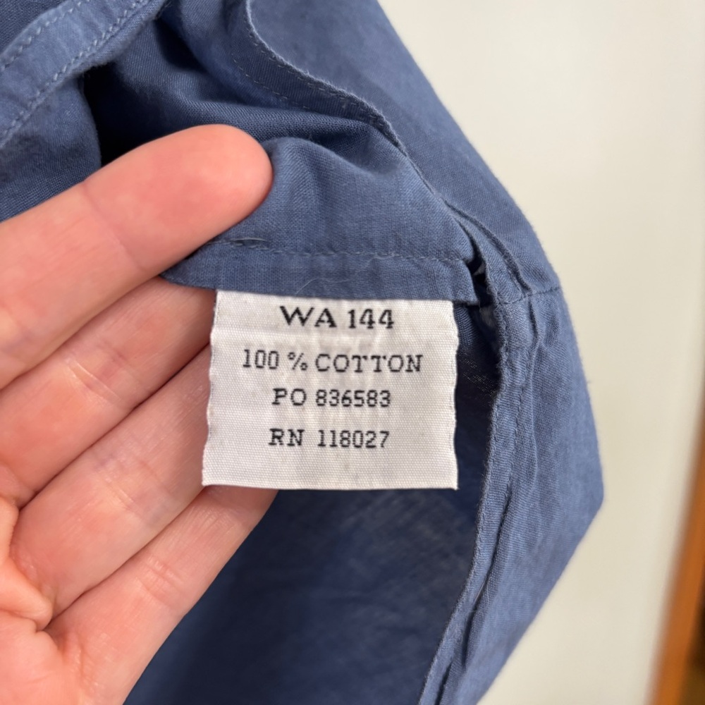 Boden Blue Floral Embroidered button down Top size medium - Picture 6 of 7